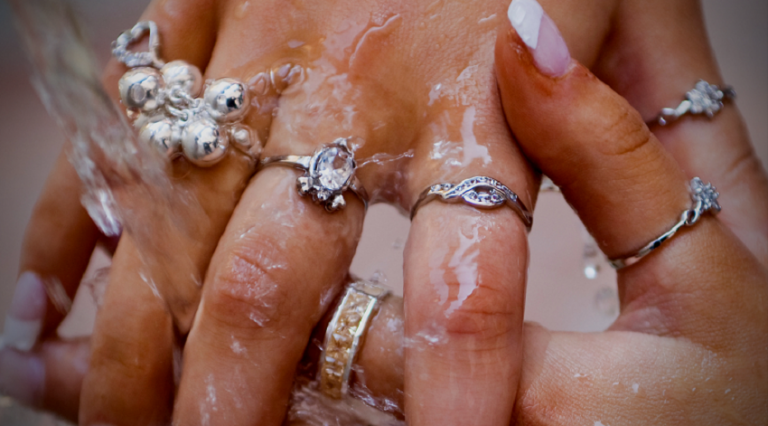 How to clean rusty Jewelry Creative Jasmin