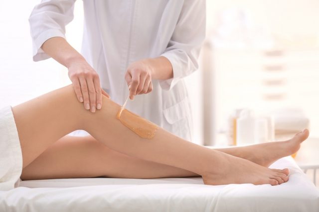 How to wax legs