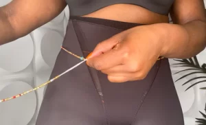 How to tie beads to the waist